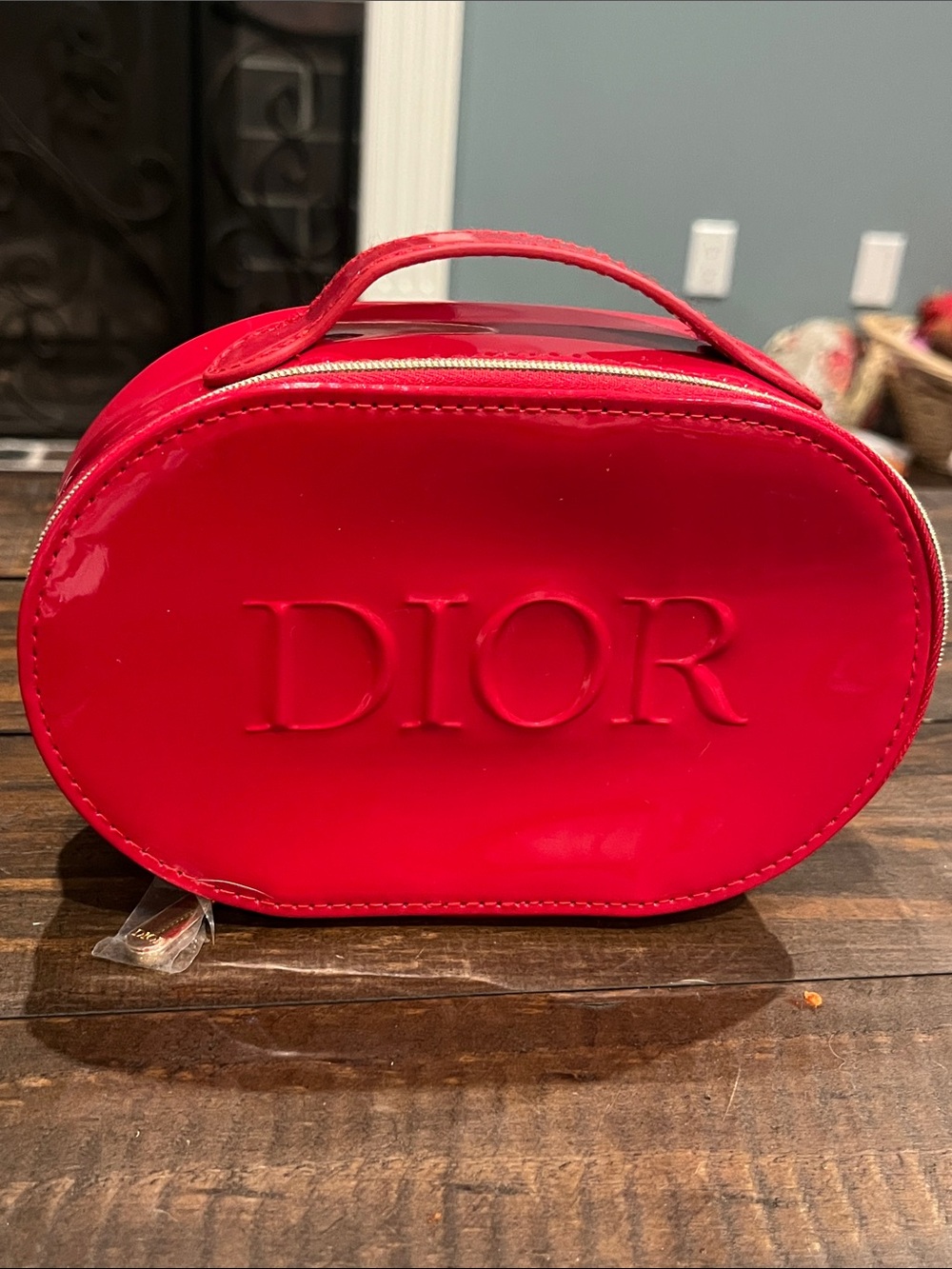 DIOR Beauty Case Patent Red - Picture 3 of 17
